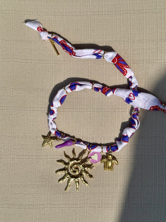 LE COLLIER BLANC - SOLEIL